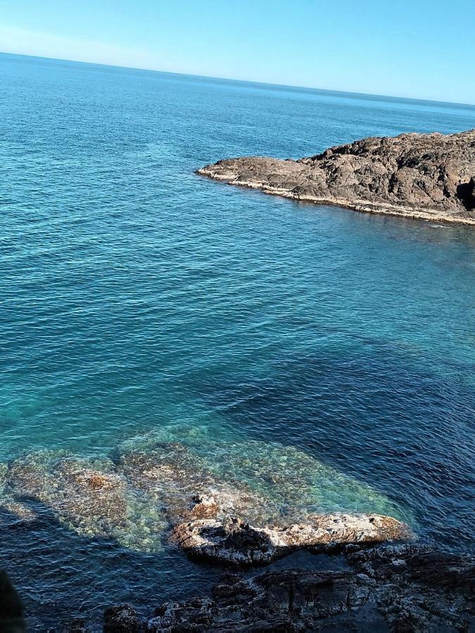 Appartement La Perle De à 100 Métres De La De Sable Fin Avec Piscine Et Parking